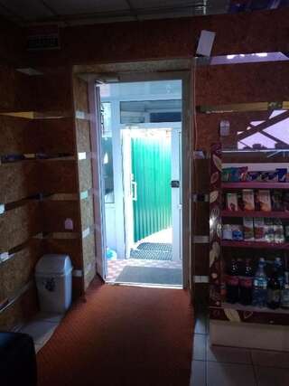 Хостелы Hostel Katrin Винница Спальное место на двухъярусной кровати в общем номере для мужчин-41