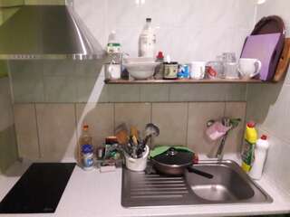 Хостелы Hostel Katrin Винница Спальное место на двухъярусной кровати в общем номере для мужчин-7