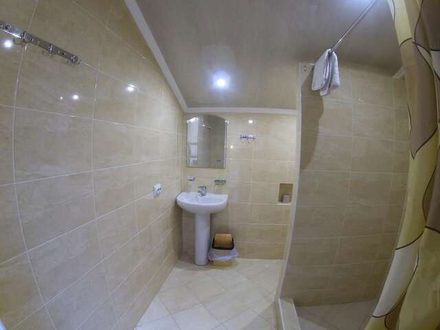 Хостелы Hostel Katrin Винница-35